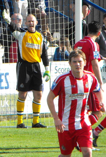 Stratford Town Reserves come from two goals down to rescue point at Racing  Club Warwick U23s